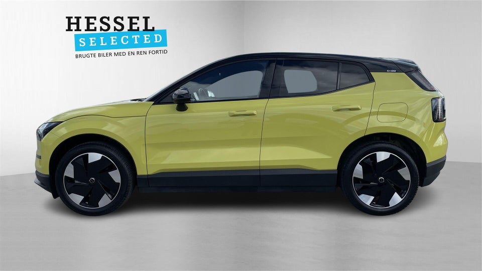 Volvo EX30 Extended Range Plus 5d