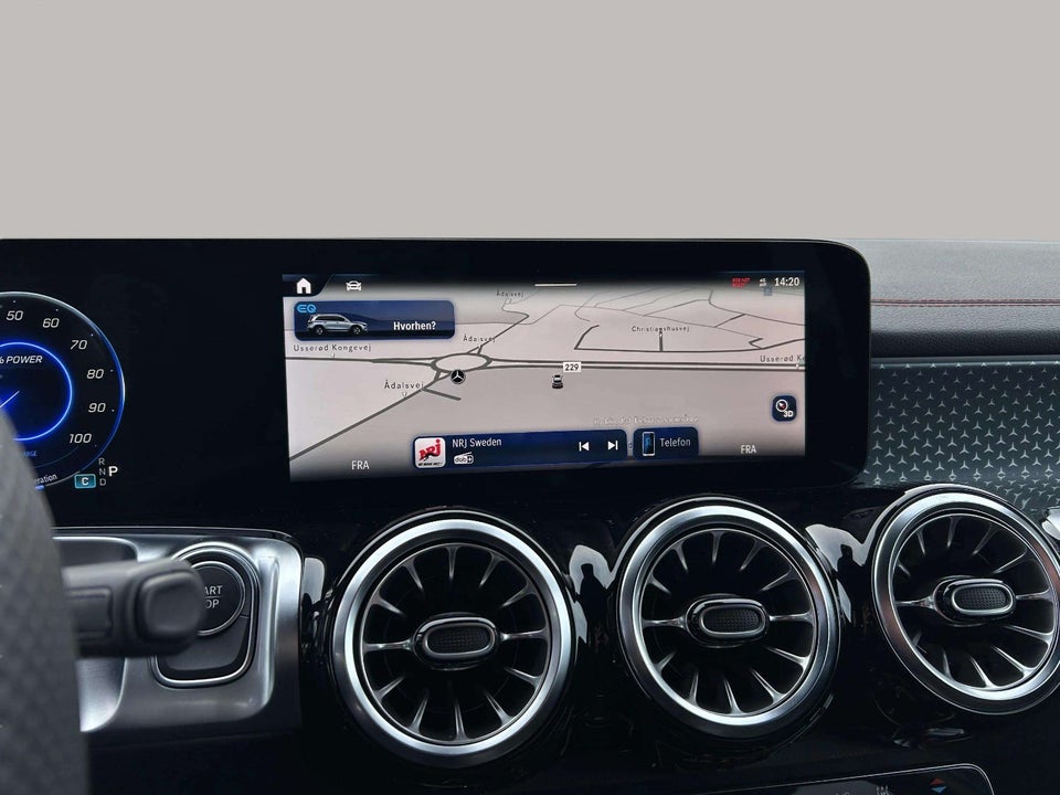 Mercedes EQB300 AMG Line 4Matic 5d