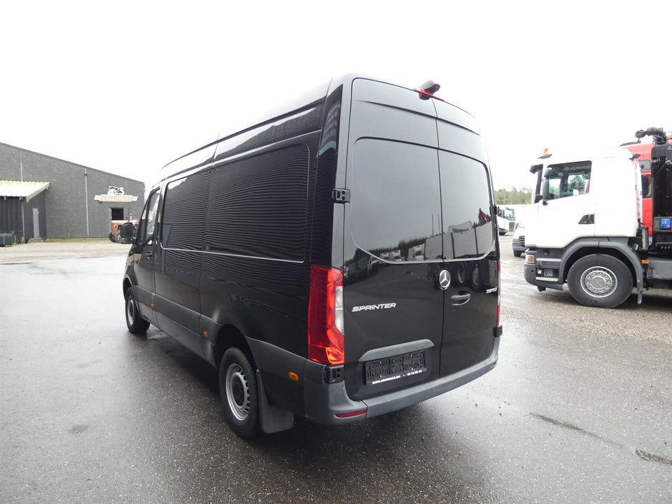 Mercedes Sprinter 317 2,0 CDi A2 Kassevogn aut. RWD