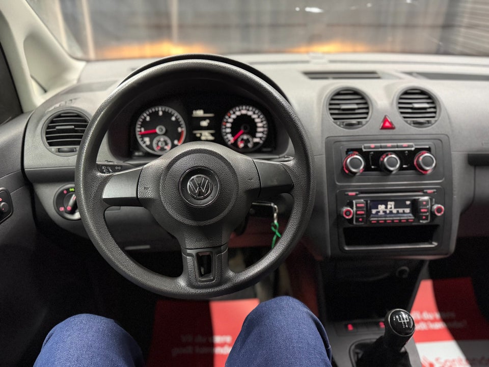 VW Caddy 1,6 TDi 102 BMT Van 4d