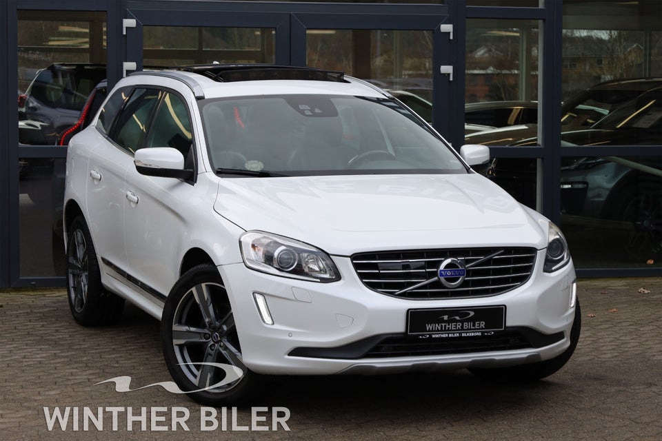 Volvo XC60 2,4 D5 220 Summum aut. AWD 5d