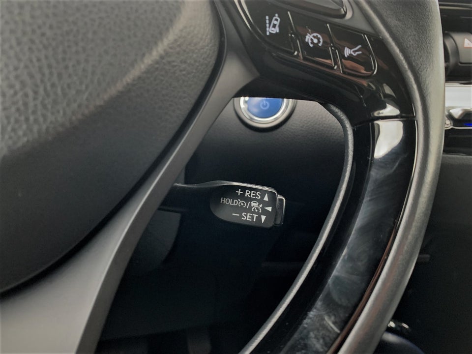 Toyota C-HR 1,8 Hybrid C-LUB Premium CVT 5d