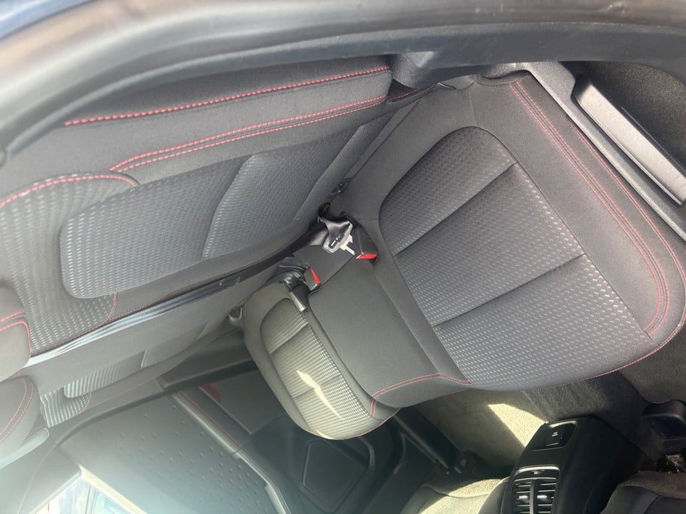 Ford Kuga 2,5 PHEV ST-Line CVT 5d