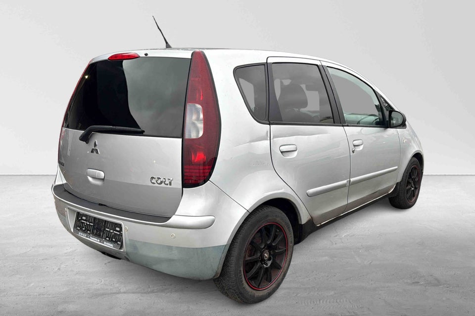 Mitsubishi Colt 1,3 Invite Coolpack aut. 5d