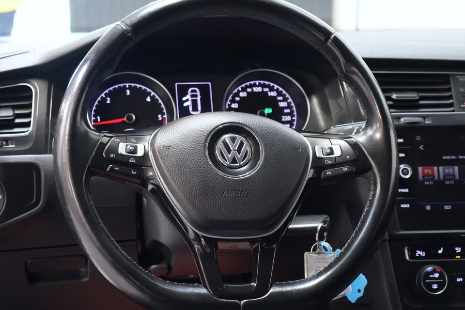 VW Golf VII 1,6 TDi 115 Comfortline Variant DSG 5d