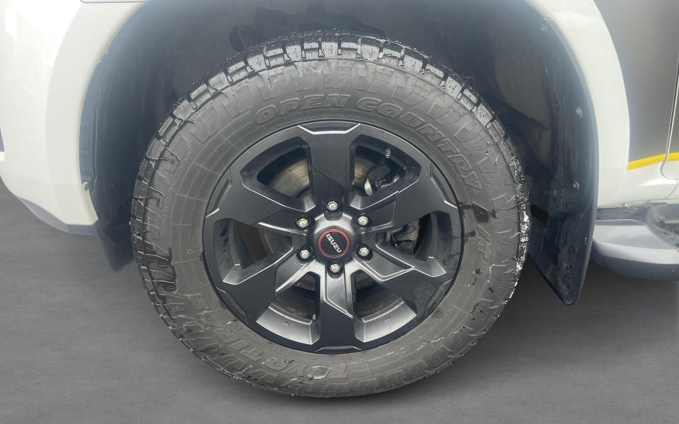 Isuzu D-Max 1,9 TD 163 Ext. Cab Exclusive aut. 4d