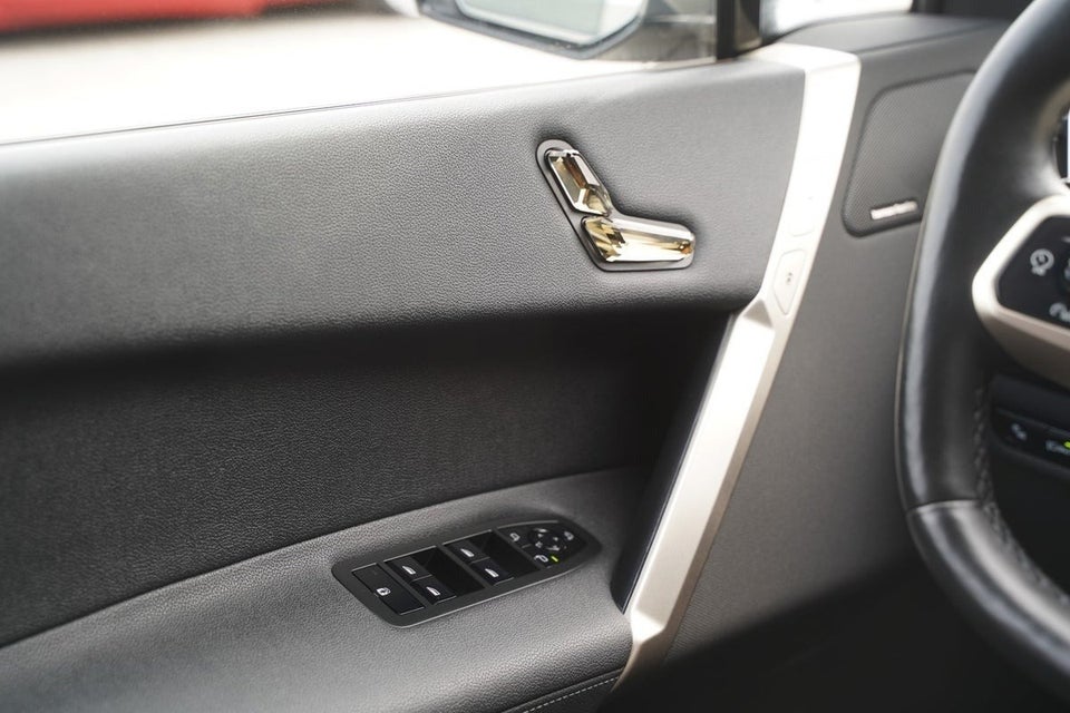 BMW iX xDrive40 Fully Charged Sport 5d