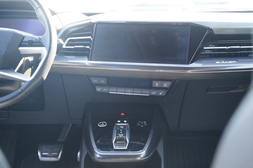Audi Q4 e-tron 40 S-line Sportback 5d
