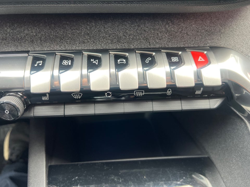 Peugeot 5008 1,5 BlueHDi 130 Allure EAT8 7prs 5d