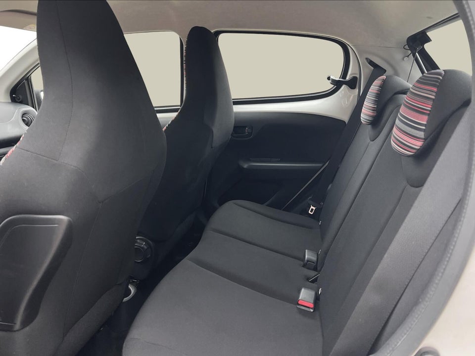 Citroën C1 1,0 VTi Shine 5d