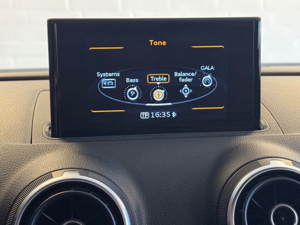 Audi A3 1,4 TFSi 140 Ambiente Cabriolet 2d