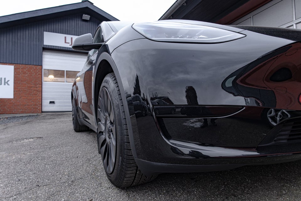 Tesla Model Y RWD 5d