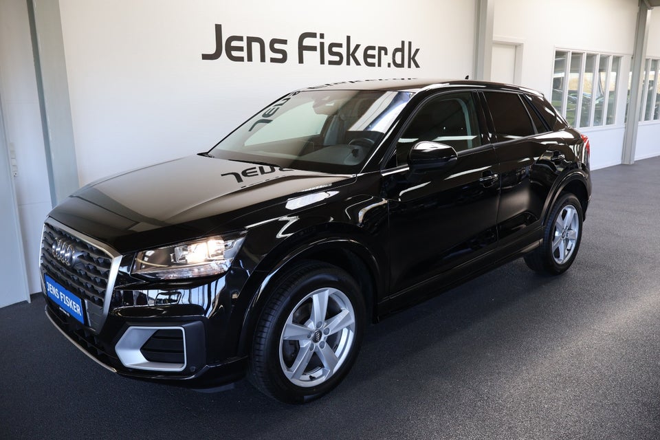 Audi Q2 30 TDi S-tr. 5d