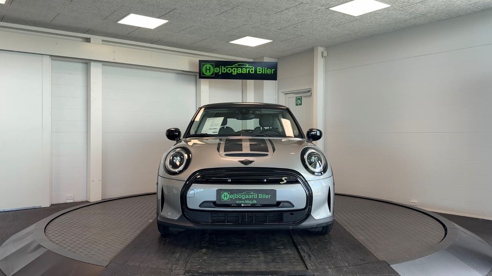MINI Cooper SE Edition Premium 3d