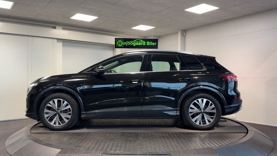 Audi Q4 e-tron 45 Progress 5d