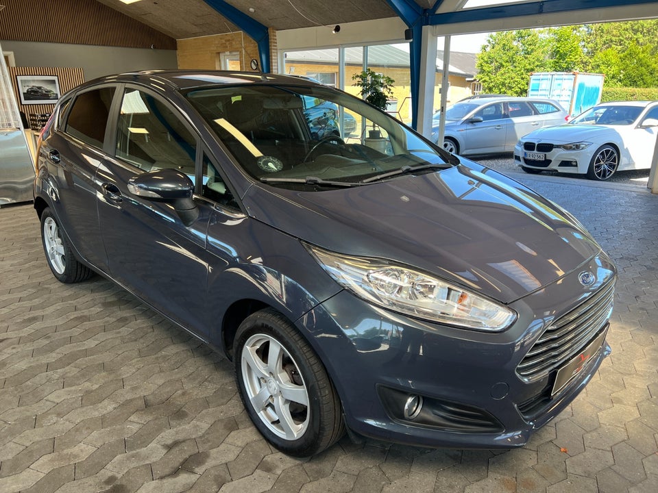 Ford Fiesta 1,0 65 Titanium 5d
