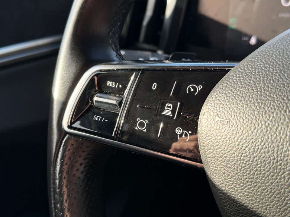 Renault Megane E-Tech 60 Techno 5d