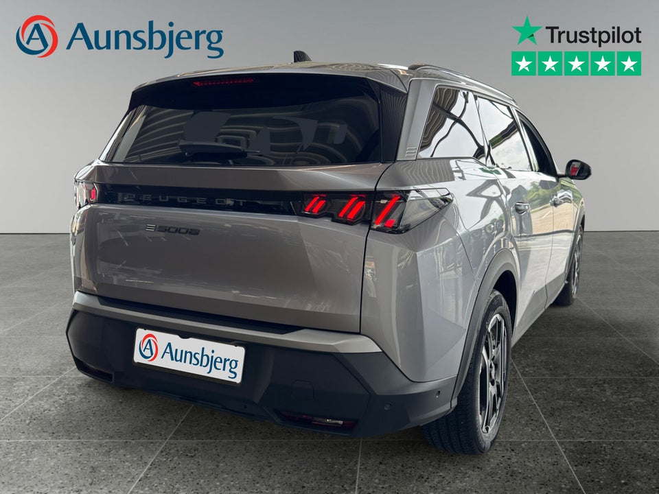 Peugeot e-5008 77 Allure 7prs 5d