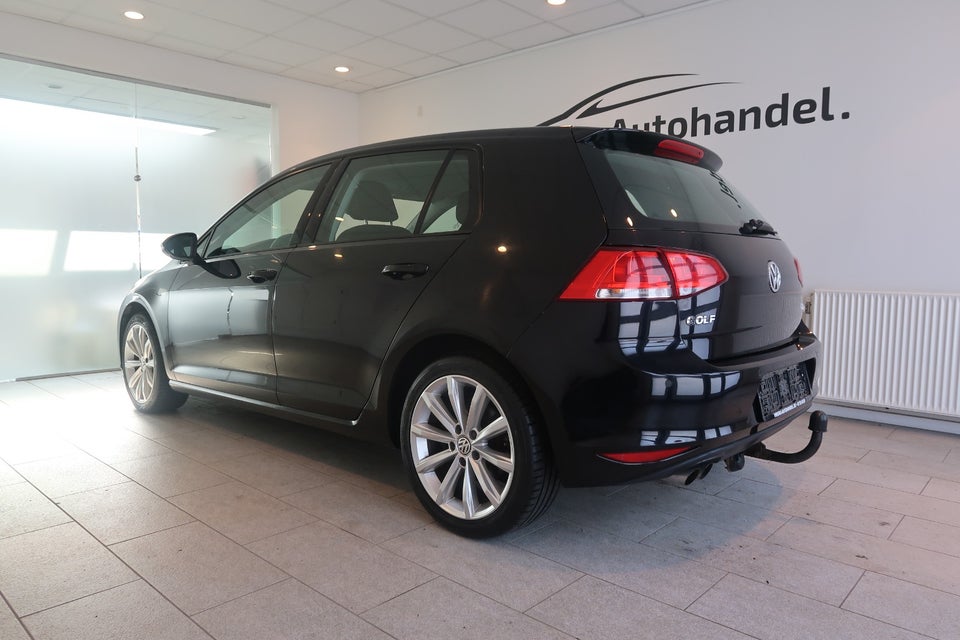 VW Golf VII 1,4 TSi 122 Comfortline BMT 5d