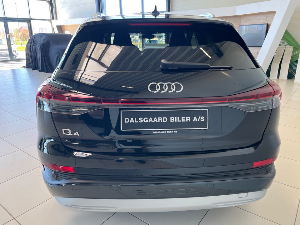 Audi Q4 e-tron 40  5d