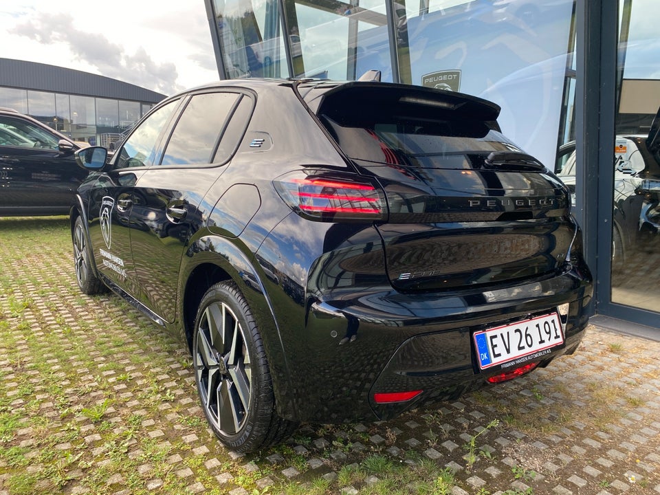 Peugeot e-208 54 GT Pack 5d