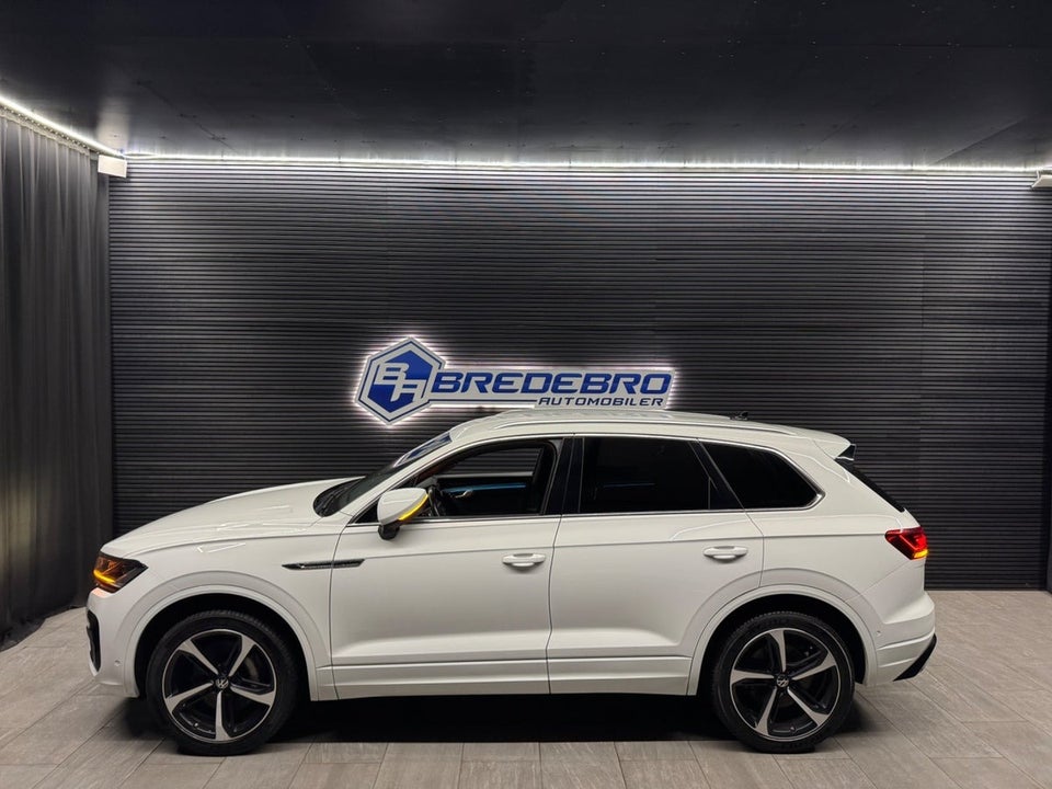 VW Touareg 3,0 TSi 340 R-line aut. 4Motion 5d