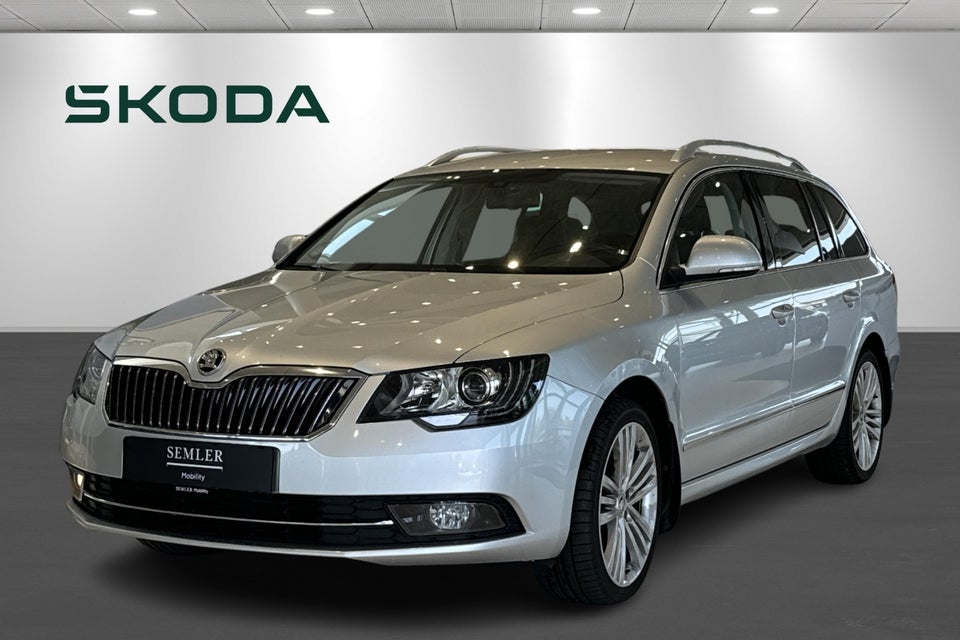 Skoda Superb 2,0 TDi 170 Elegance Combi DSG 5d