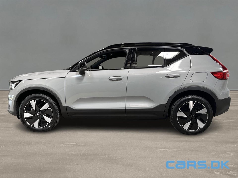 Volvo XC40 ReCharge Extended Range Plus 5d