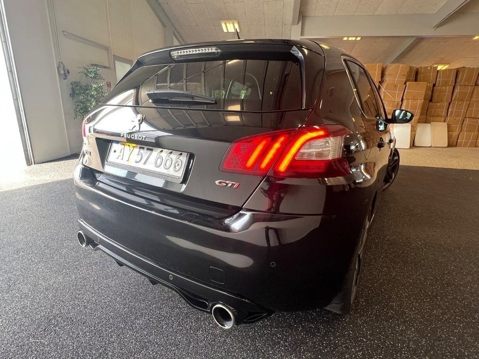 Peugeot 308 1,6 e-THP 270 GTi Performance Van 5d