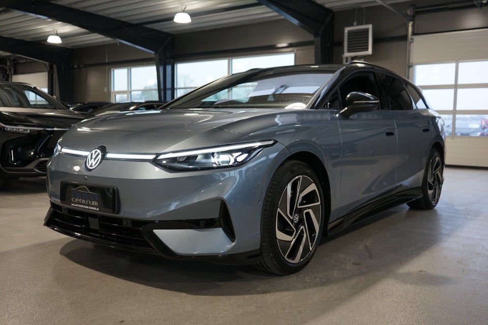 VW ID.7 86 Style S Tourer 5d