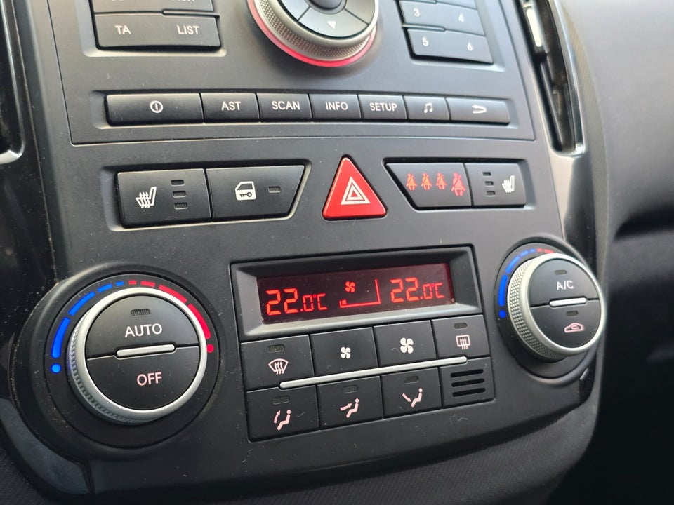 Kia Ceed 1,6 CRDi 115 Sport SW aut. 5d