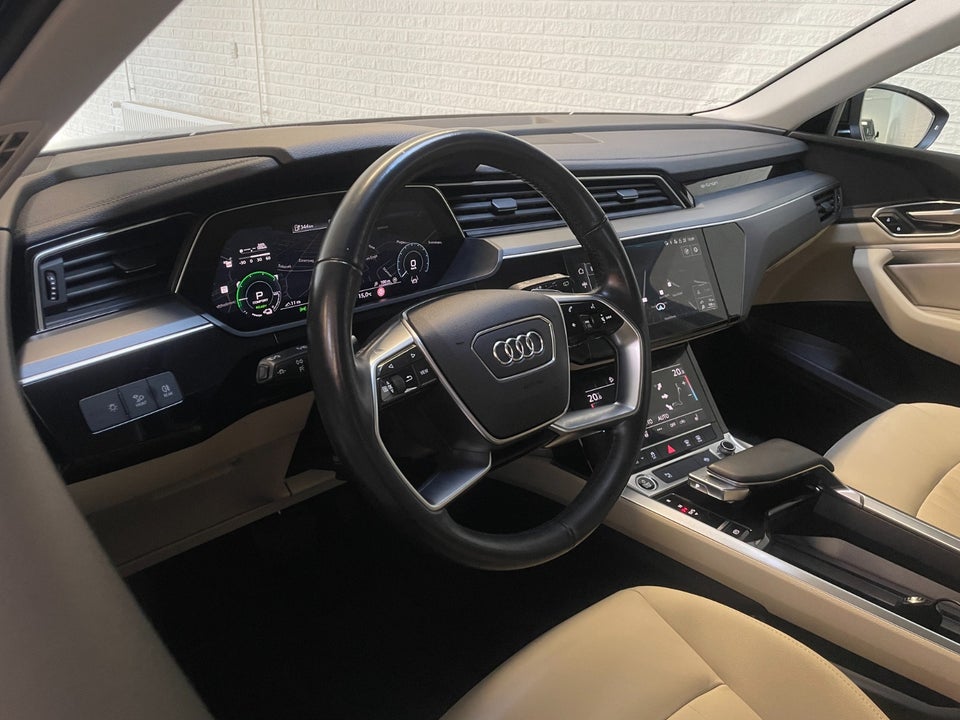 Audi e-tron 55 Advanced quattro 5d