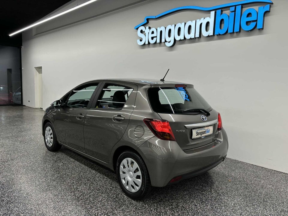 Toyota Yaris 1,5 Hybrid H2 e-CVT 5d