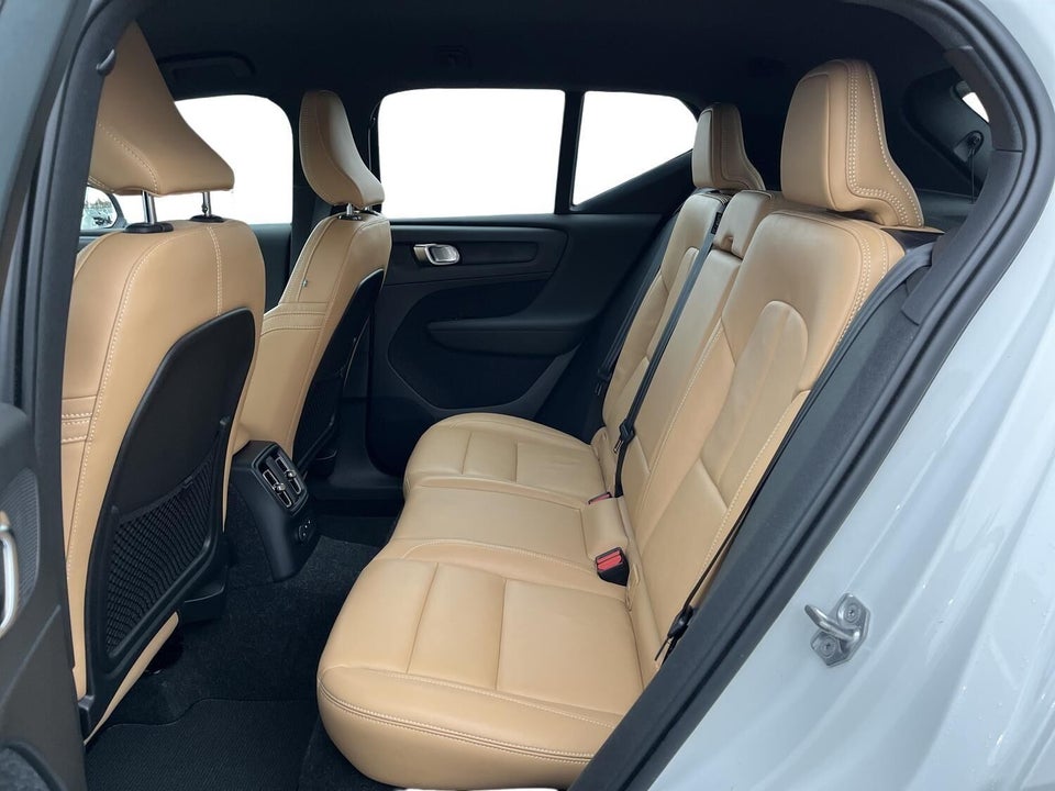 Volvo XC40 1,5 T4 ReCharge Inscription aut. 5d