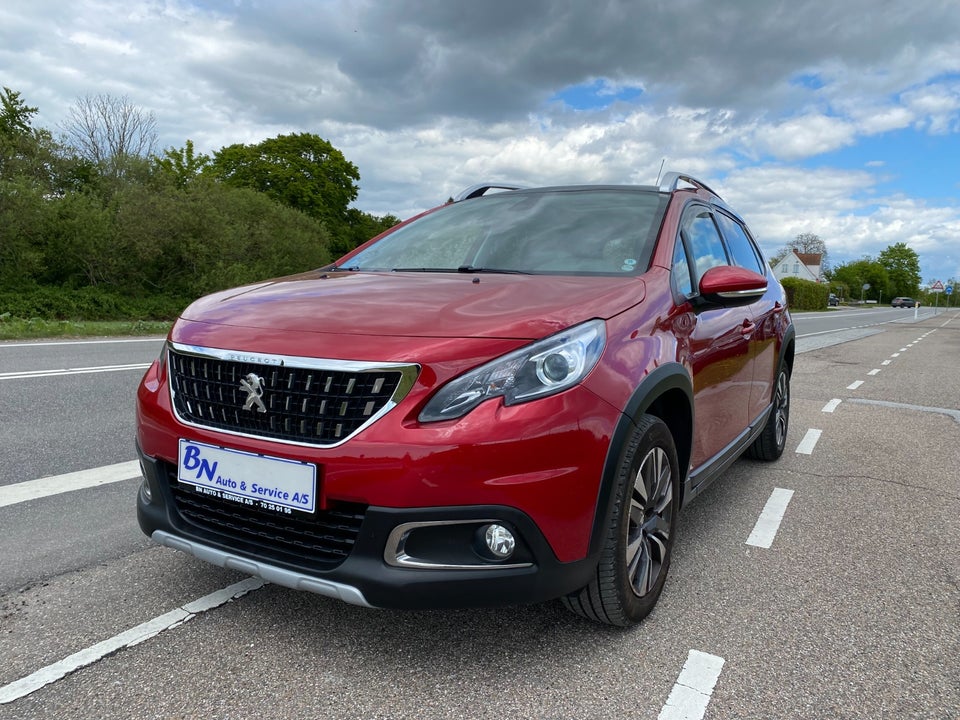 Peugeot 2008 1,6 BlueHDi 100 Allure Sky 5d