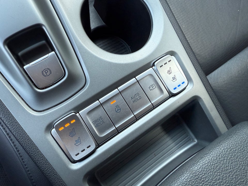 Hyundai Kona 64 EV Ultimate 5d