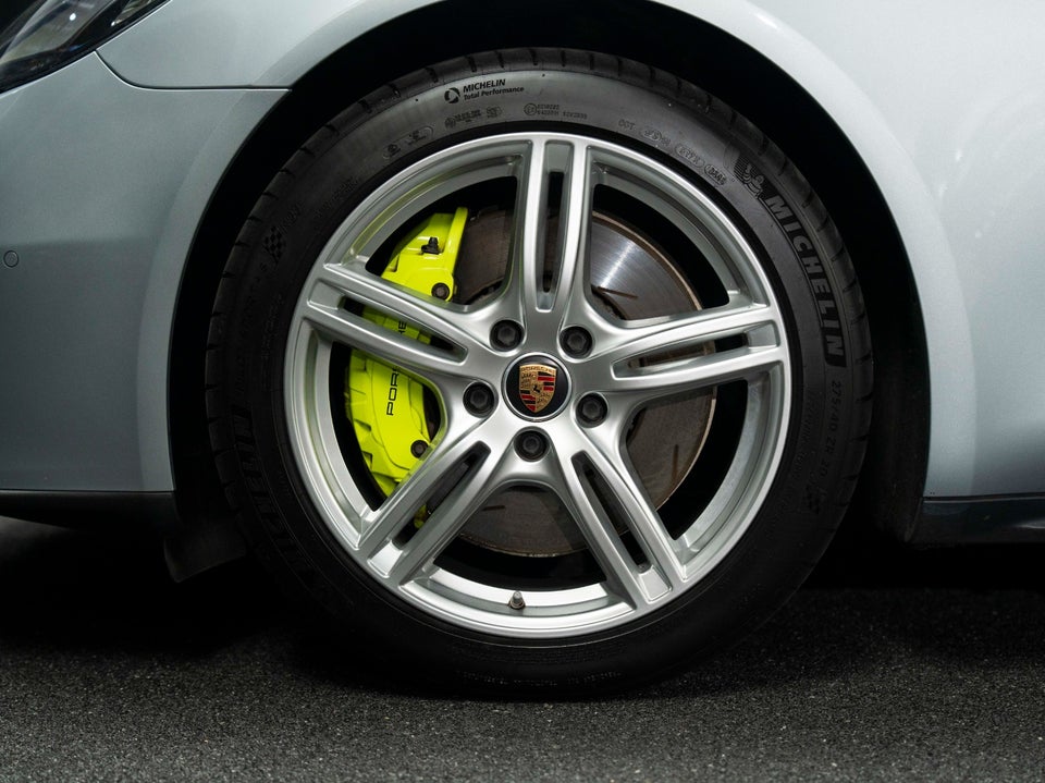 Porsche Panamera 4 2,9 E-Hybrid Sport Turismo PDK 5d