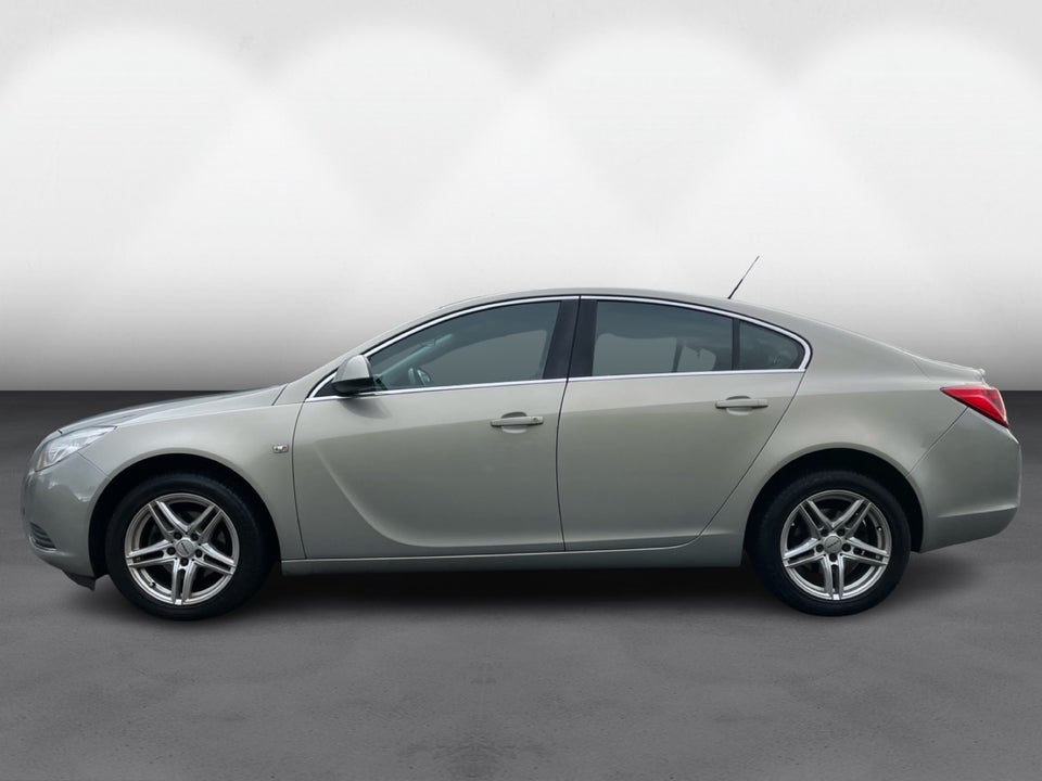 Opel Insignia 1,8 Cosmo 4d
