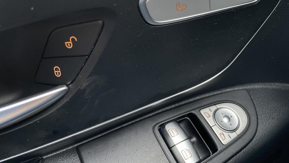 Mercedes Vito 114 2,0 CDi Kassevogn aut. L RWD