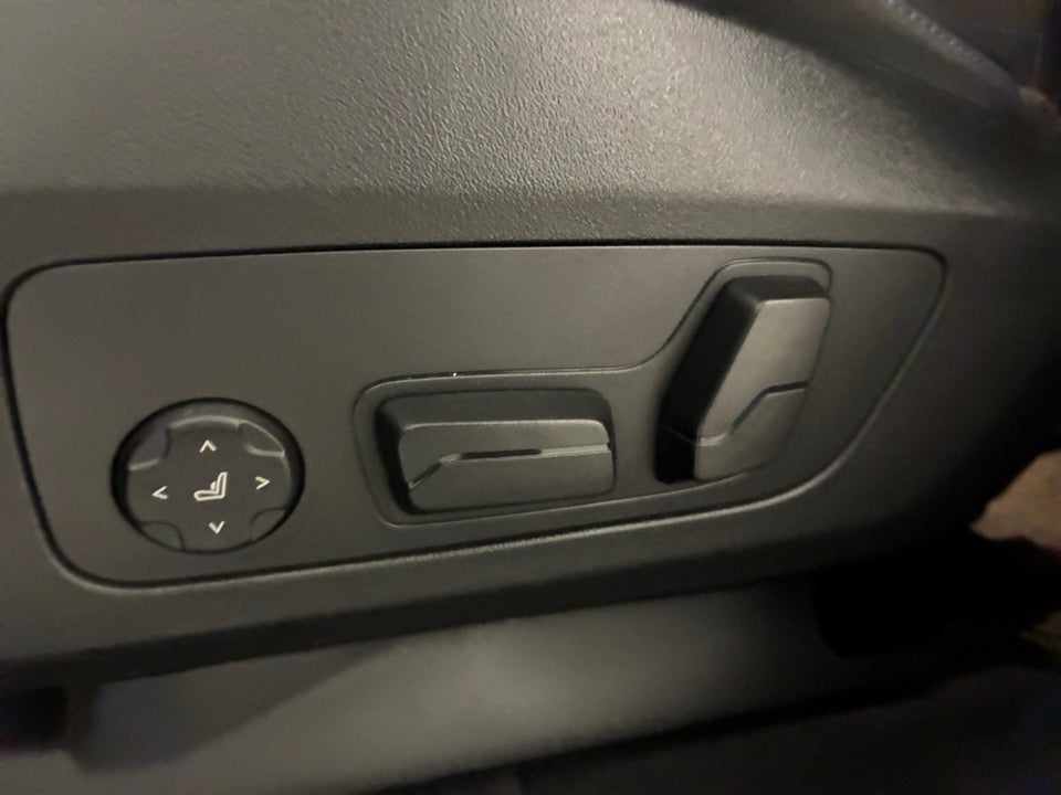 BMW iX2 xDrive30 Fully Charged 5d