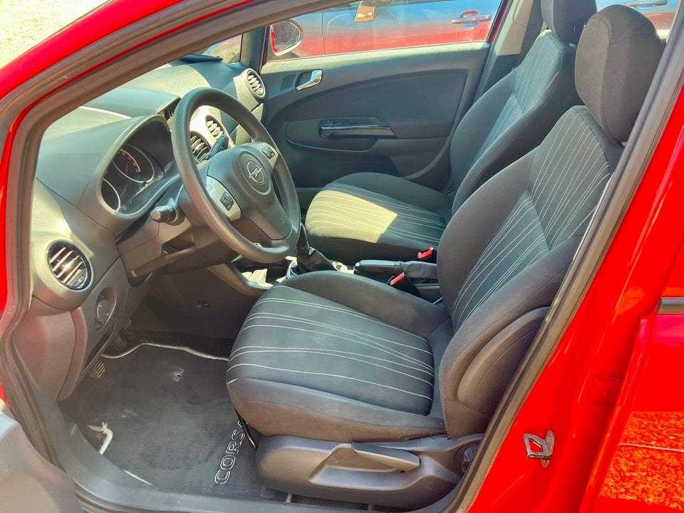 Opel Corsa 1,0 12V Enjoy 5d