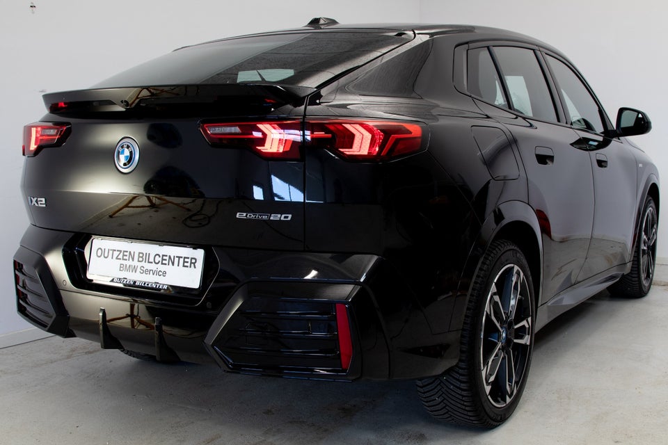 BMW iX2 eDrive20 M-Sport 5d