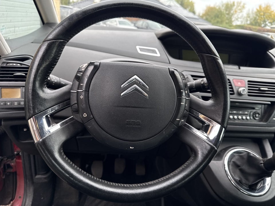 Citroën Grand C4 Picasso 1,8 16V 7prs 5d
