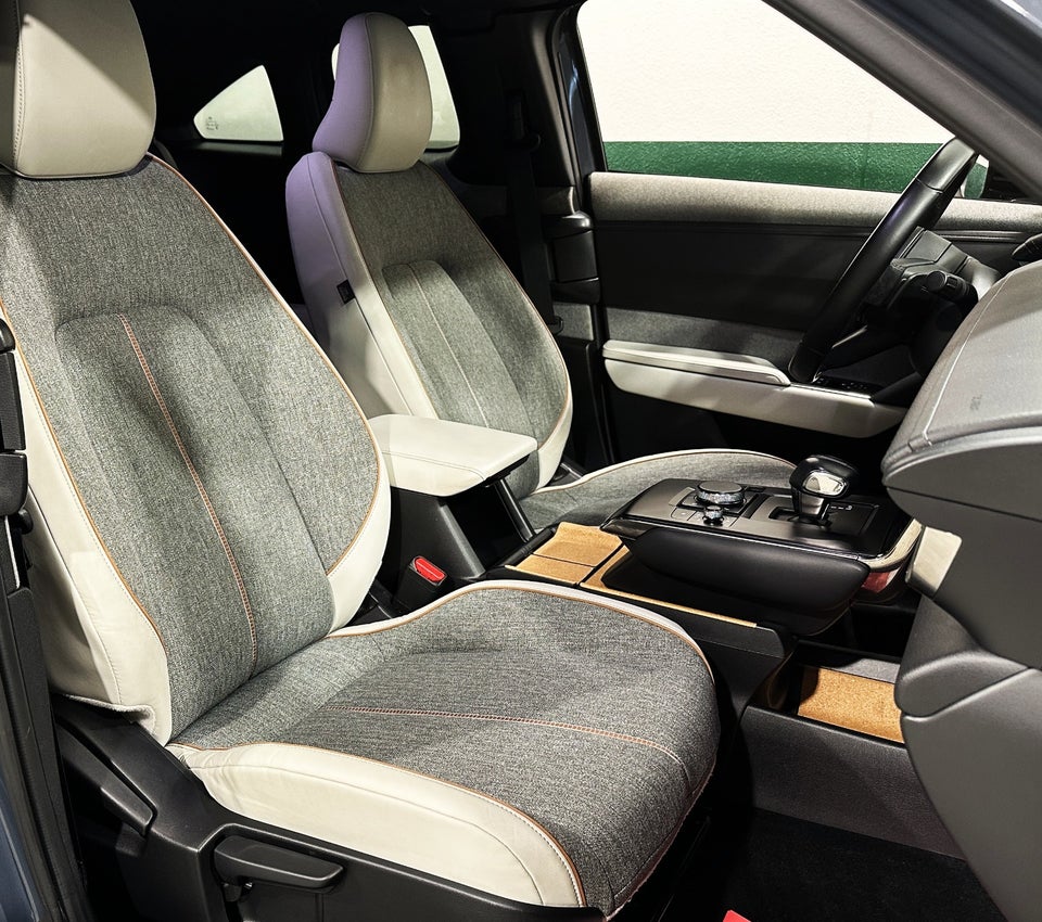 Mazda MX-30 e-SkyActiv First Edition 5d