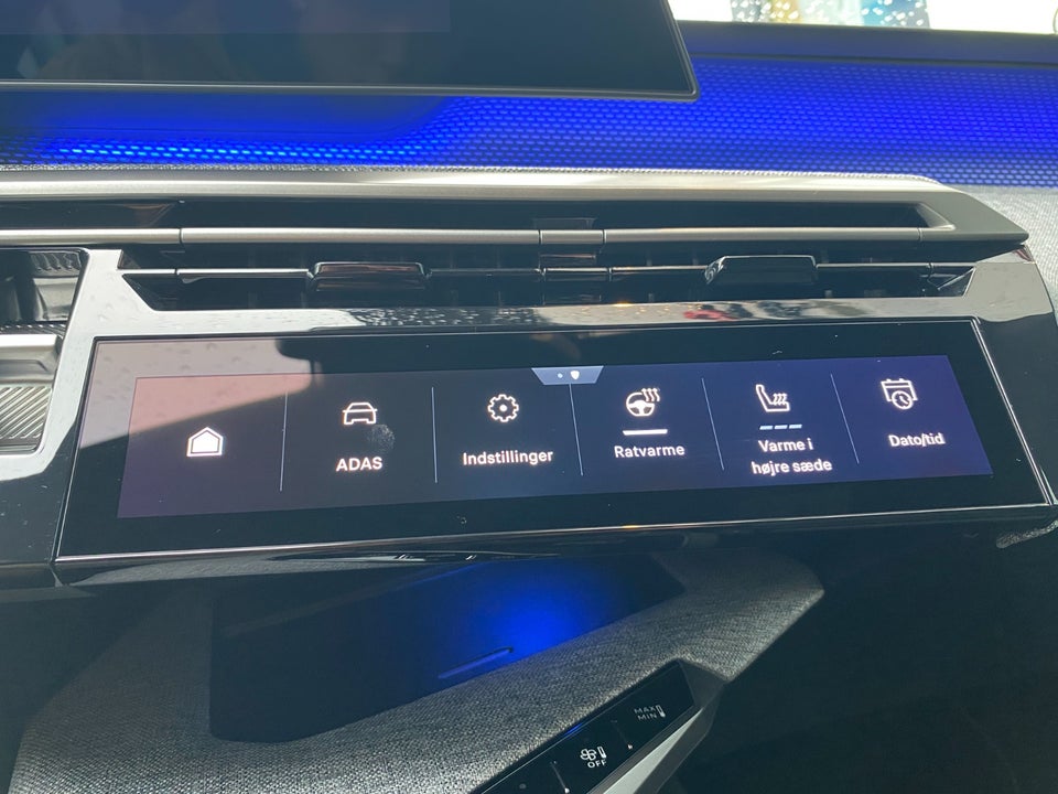 Peugeot e-5008 77 GT Pack 7prs 5d