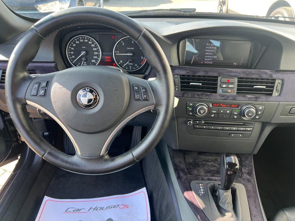 BMW 320d 2,0 Cabriolet aut. 2d
