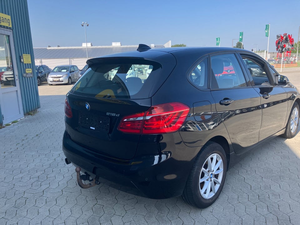 BMW 218d 2,0 Active Tourer 5d