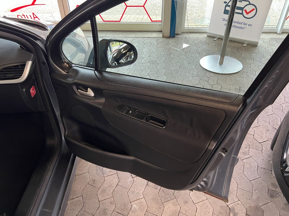 Peugeot 207 1,6 HDi 90 Comfort+ 5d