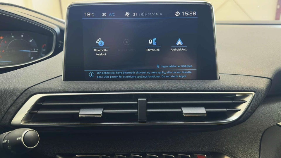 Peugeot 3008 1,6 BlueHDi 120 Allure 5d