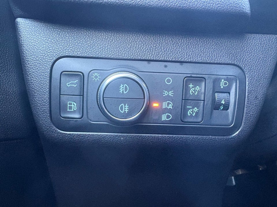 Ford Kuga 2,5 PHEV ST-Line X CVT 5d